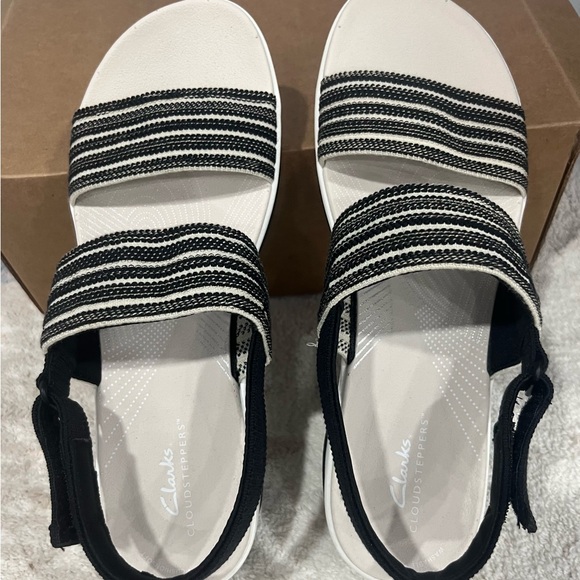 Clarks Striped Black and White Sandals - Picture 1 of 6